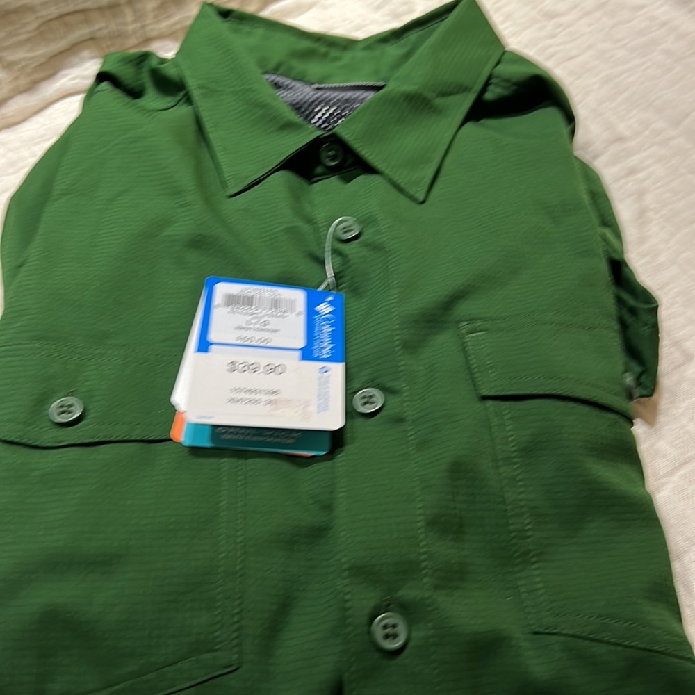 Columbia Men’s NWT Sun Protection Shirt Size L
